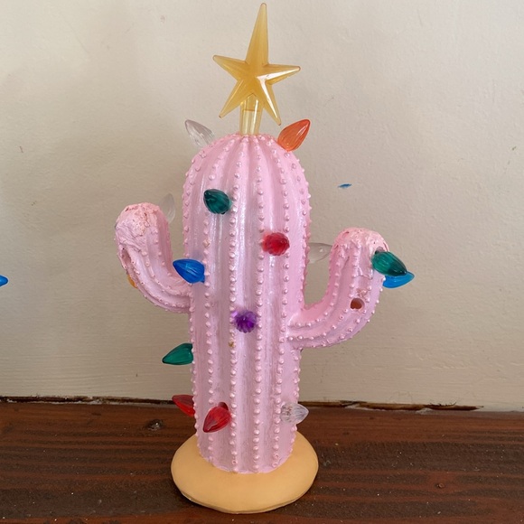Cactus Christmas Tree with Lights - Picture 9 of 17